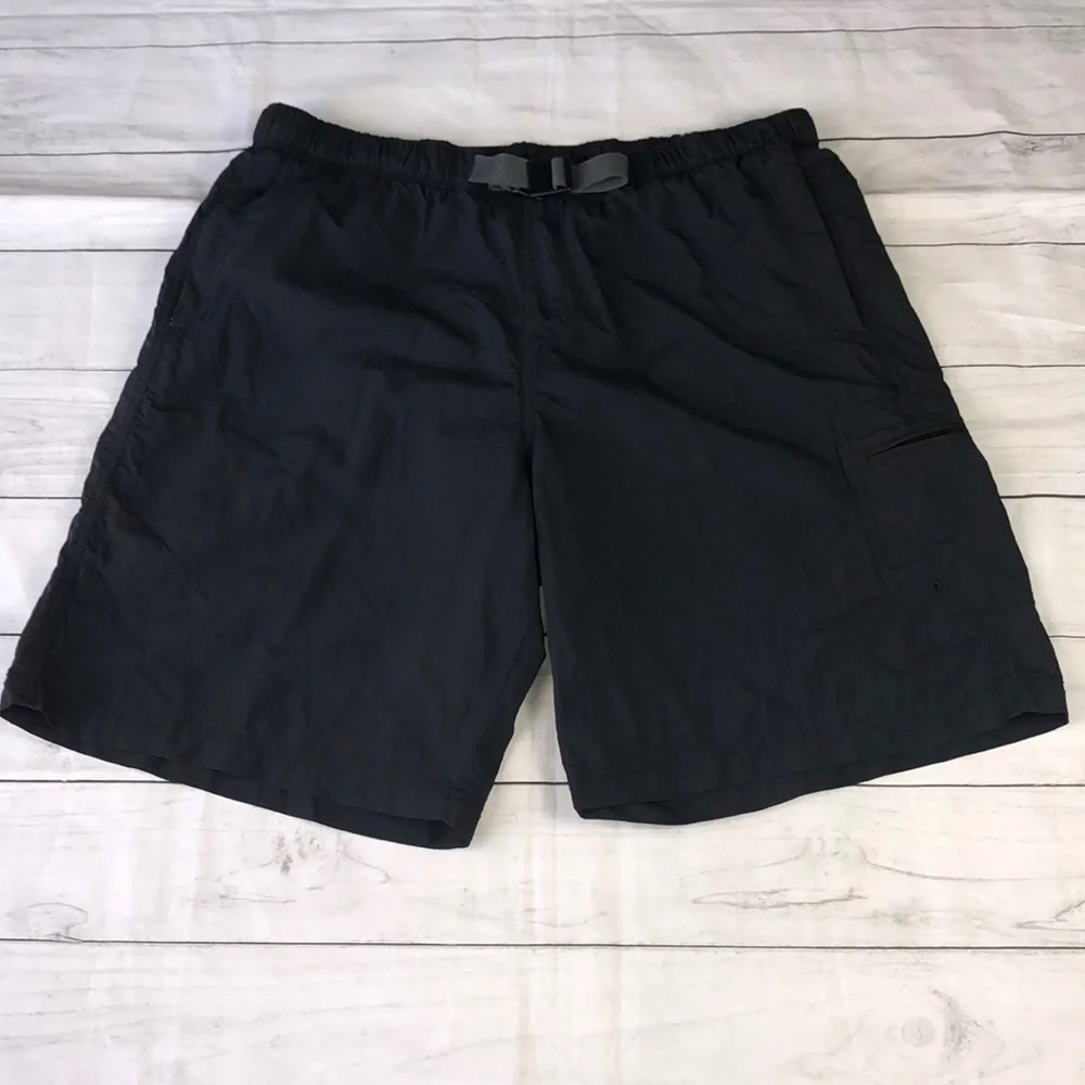 Columbia Black Omni Care Shorts Sz L